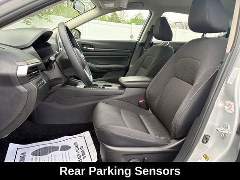 Used 2025 Nissan Altima 2.5 SV AWD/4WD image 11