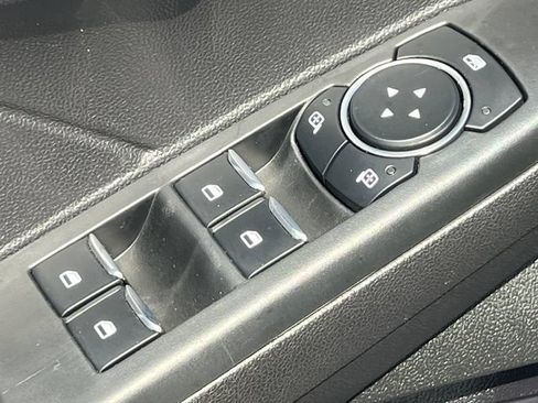 Used 2023 Ford Escape Platinum w/ Premium Technology Package AWD/4WD image 16