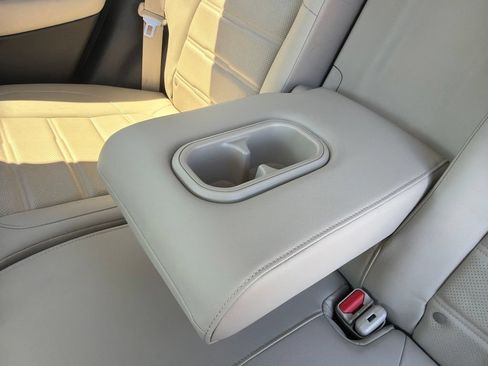 Certified 2022 Honda CR-V Touring image 18