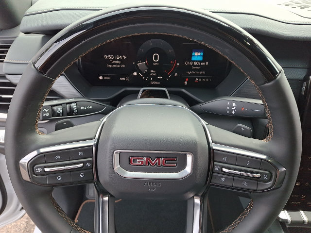 Used 2025 GMC Acadia AT4 w/ Super Cruise Package AWD/4WD image 4