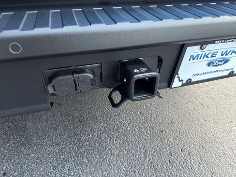 New 2026 Ford Maverick XLT w/ XLT Luxury Package image 6