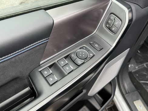 New 2026 Ford F250 Platinum image 15