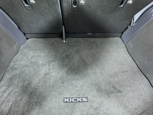 Used 2022 Nissan Kicks S image 34