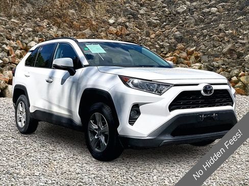 Used 2020 Toyota RAV4 XLE w/ Convenience Package AWD/4WD image 10