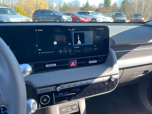 Used 2025 Hyundai Ioniq 5 SE image 20