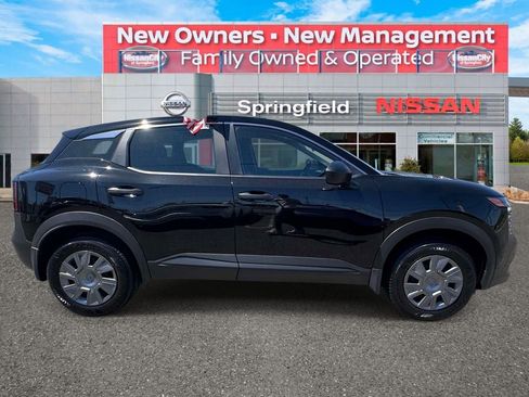 Used 2025 Nissan Kicks S w/ Charging Package AWD/4WD image 6