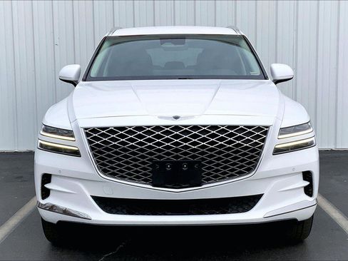 Used 2024 Genesis GV80 2.5T image 3