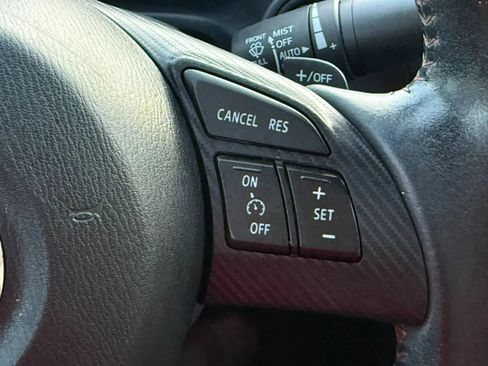 Used 2014 MAZDA MAZDA3 s Grand Touring FWD image 33