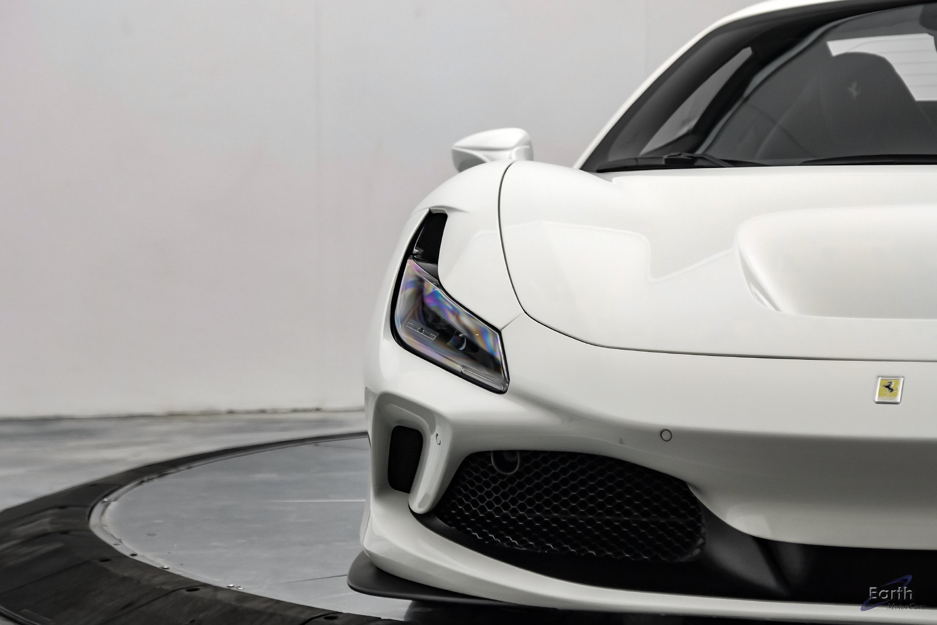 Used 2022 Ferrari F8 Tributo RWD image 40