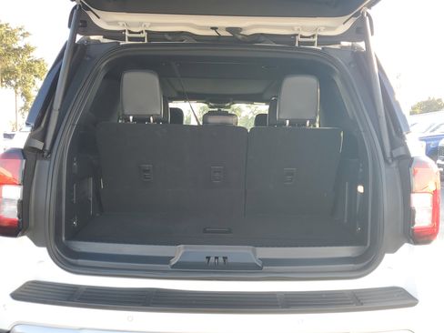 Used 2024 Ford Expedition Timberline image 10