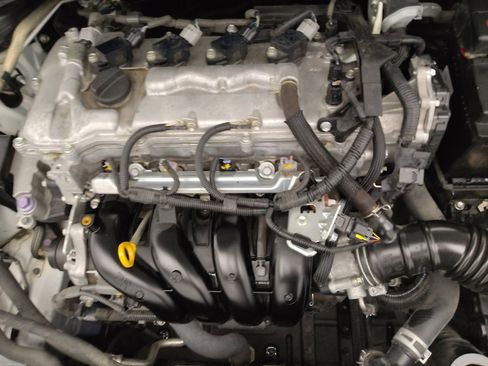 Used 2020 Toyota Corolla LE image 30