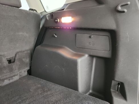 Used 2017 Ford Escape SE w/ Equipment Group 201A image 35