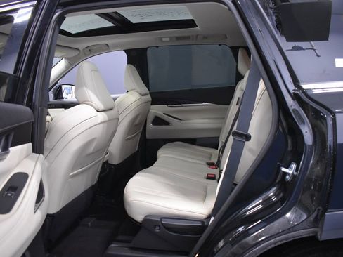 Used 2023 INFINITI QX60 Sensory w/ Cargo Package AWD/4WD image 36
