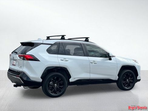 Certified 2023 Toyota RAV4 SE w/ Convenience Package AWD/4WD image 5