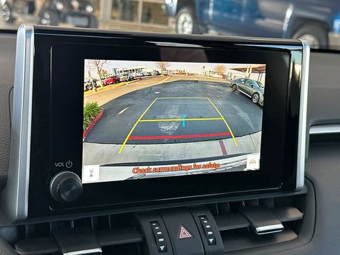 Used 2024 Toyota RAV4 XLE Premium image 21