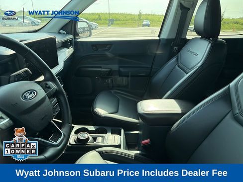 Used 2025 Ford Maverick Lariat w/ Black Appearance Package AWD/4WD image 11