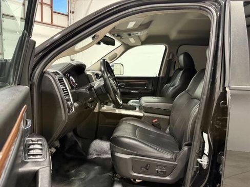 Used 2018 RAM 5500 Laramie image 12