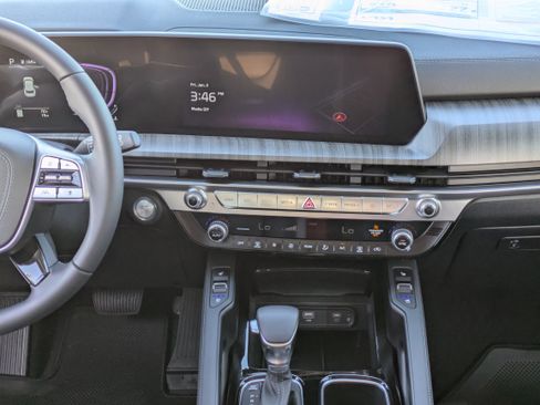 New 2025 Kia Telluride EX image 19