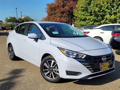 New 2025 Nissan Versa SV