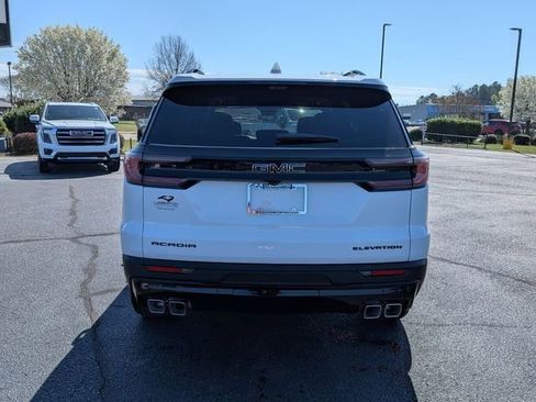 New 2026 GMC Acadia Elevation image 4