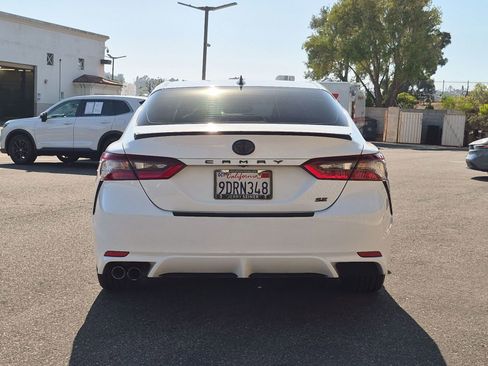 Used 2023 Toyota Camry SE w/ Convenience Package FWD image 4
