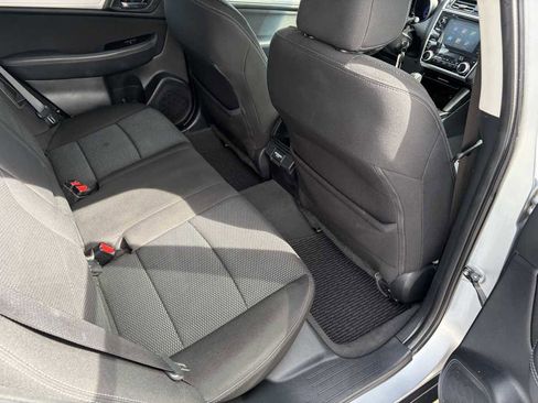 Used 2018 Subaru Outback 2.5i Premium AWD/4WD image 22