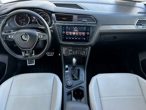 Certified 2020 Volkswagen Tiguan SE R-Line image 13