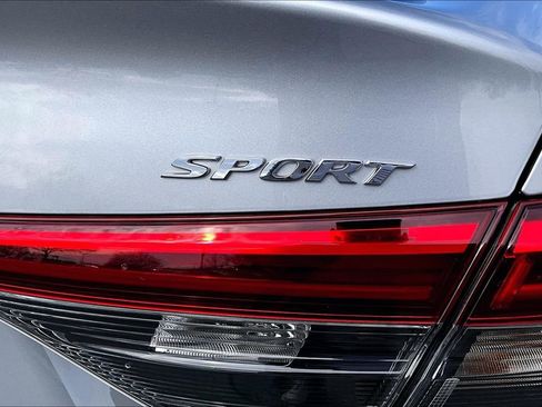 Certified 2024 Honda Civic Sport image 24
