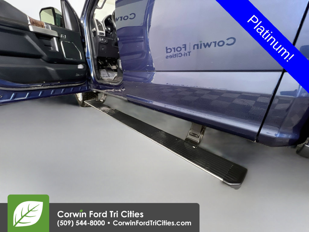 Used 2016 Ford F150 Platinum w/ Equipment Group 701A Luxury AWD/4WD image 31