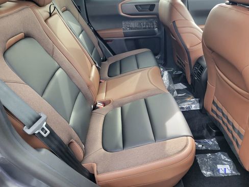 New 2025 Ford Bronco Sport Outer Banks image 11