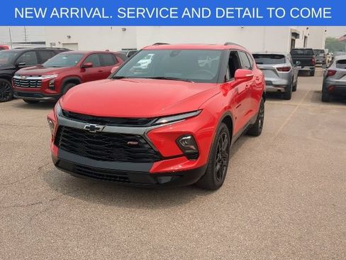Used 2024 Chevrolet Blazer RS w/ Driver Confidence II Package AWD/4WD image 1