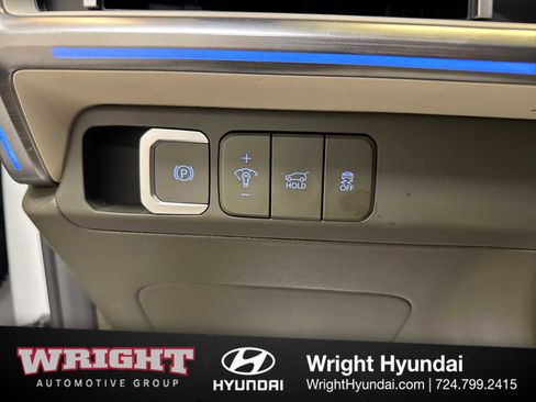 Used 2025 Hyundai Santa Fe Calligraphy image 23
