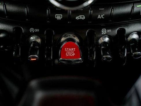 Used 2014 MINI Cooper S image 22