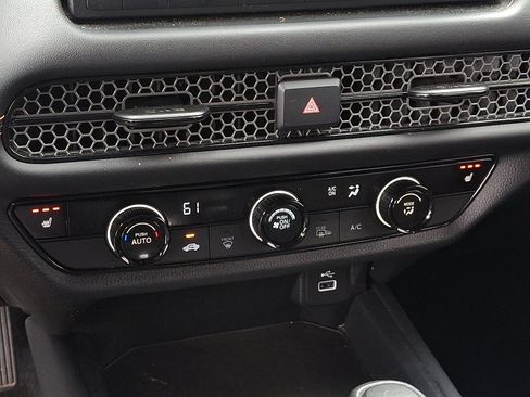 Used 2025 Honda HR-V Sport image 15