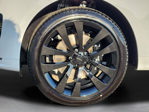 New 2026 Land Rover Range Rover Sport Dynamic SE AWD/4WD image 9