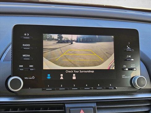 Used 2020 Honda Accord LX image 13