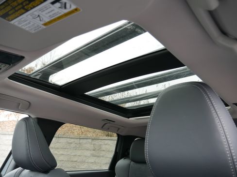 Used 2025 Mitsubishi Outlander AWD image 15