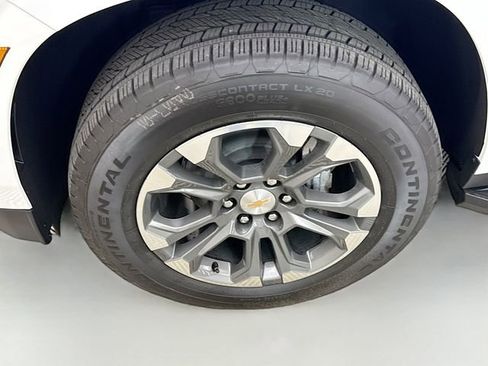 New 2026 Chevrolet Tahoe LS image 34