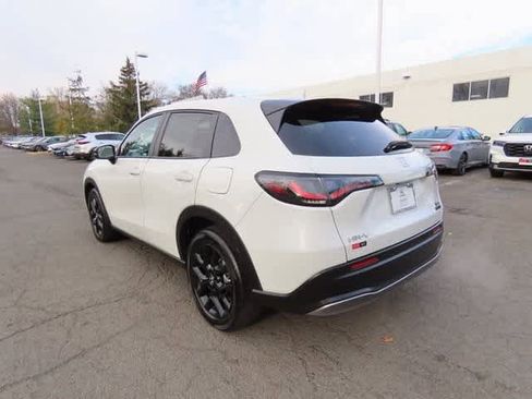 Certified 2023 Honda HR-V Sport image 4
