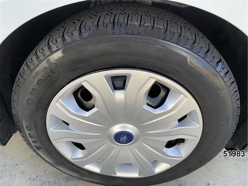 Used 2019 Ford Transit Connect XL image 24