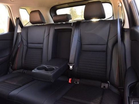 New 2026 Nissan Rogue SV image 25