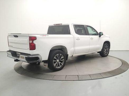 Used 2023 Chevrolet Silverado 1500 LT AWD/4WD image 8
