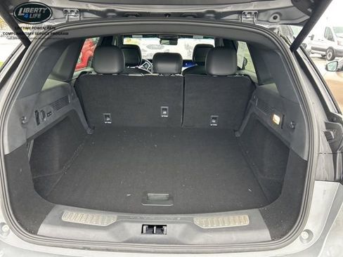 Used 2024 Lincoln Nautilus Reserve w/ Equipment Group 202A image 8