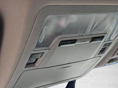Used 2014 Toyota Avalon XLE Touring FWD image 12