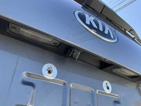 Used 2020 Kia Sorento AWD V6 image 10