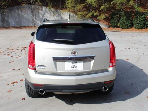 Used 2014 Cadillac SRX FWD image 4