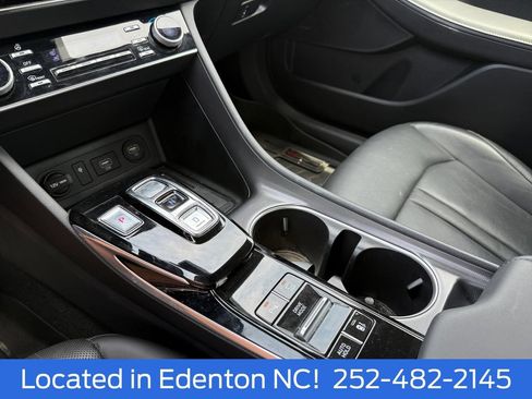 Used 2020 Hyundai Sonata Limited FWD image 20
