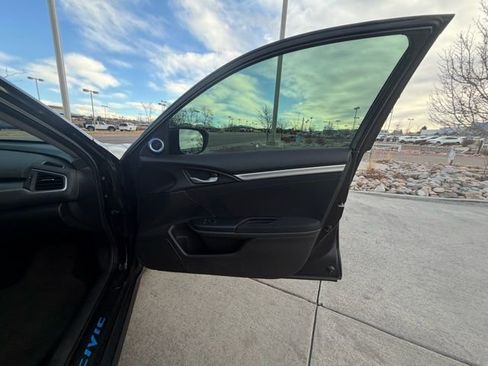 Used 2016 Honda Civic EX image 28