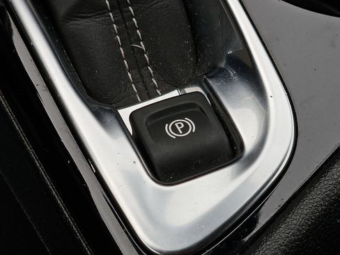 Certified 2023 Buick Encore GX Preferred w/ Cold Weather Comfort Package image 25