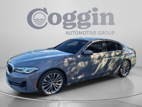 Used 2021 BMW 530i w/ Convenience Package RWD image 1